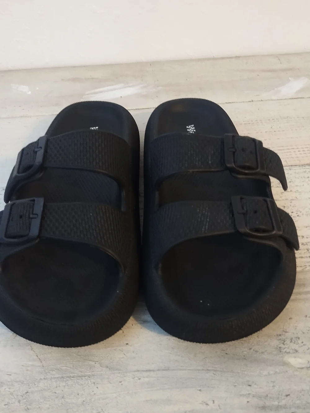 Weweya Cloud Sandals for  Men - Pillow Slippers - Double Buckle Adjusta size 9